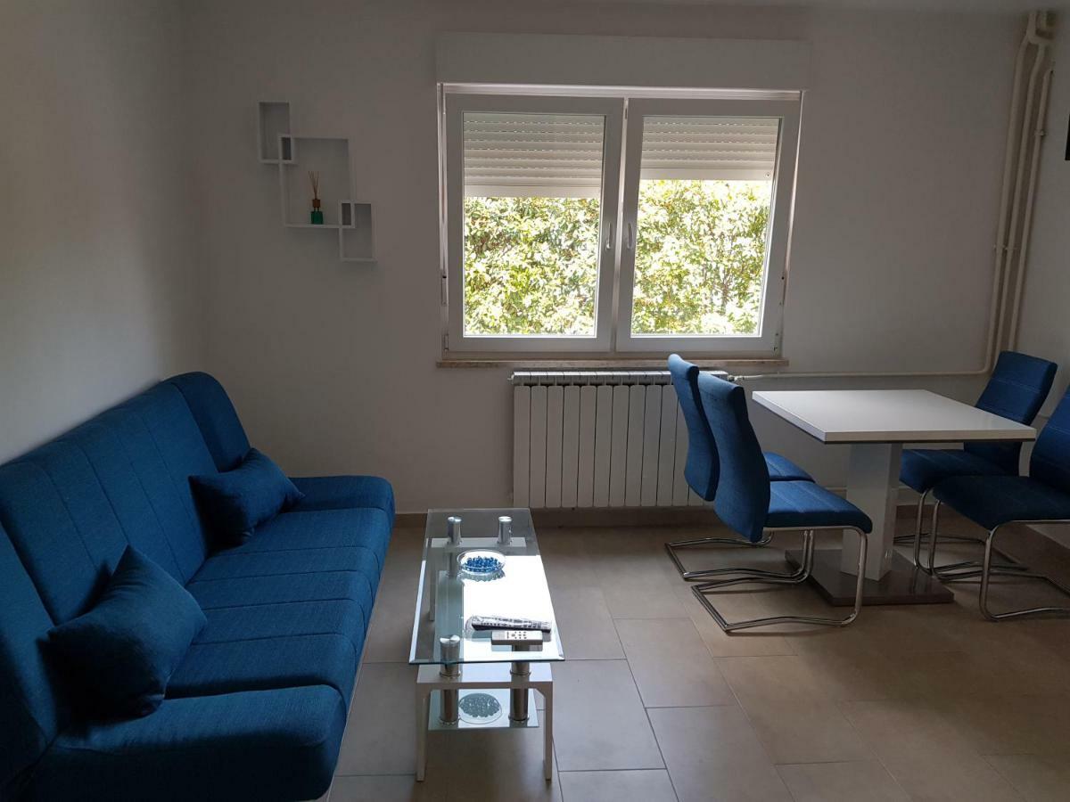Vigo Apartman Pula Exteriör bild
