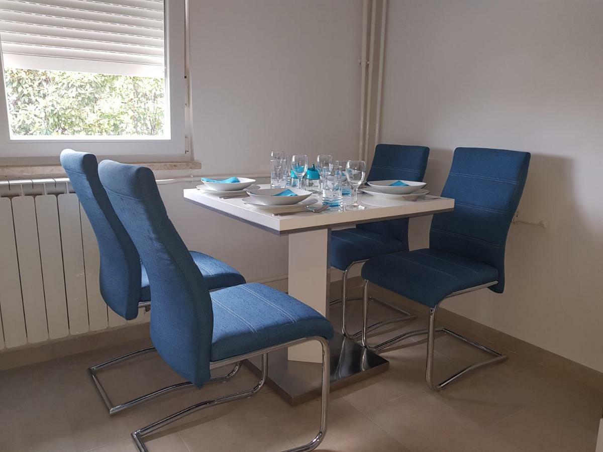 Vigo Apartman Pula Exteriör bild